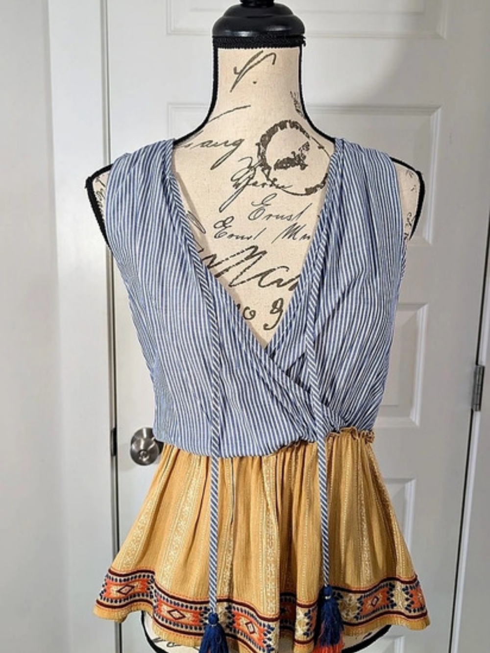 T H M L Boho Striped Top Blue & Yellow Size Small